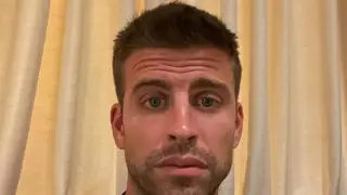 Пике впервые после расставания с Шакирой опубликовал фото с новой девушкой