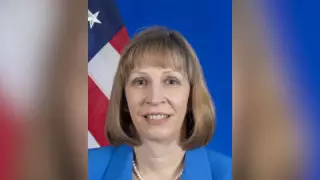 Новый посол США прибыла в Россию