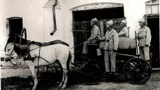 Уникальное фото: как выглядела пожарная служба в Казахстане в 30-е годы