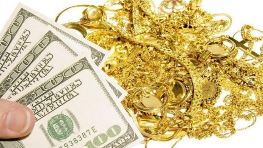 Домработница вынесла золото на миллион тенге из квартиры в Астане