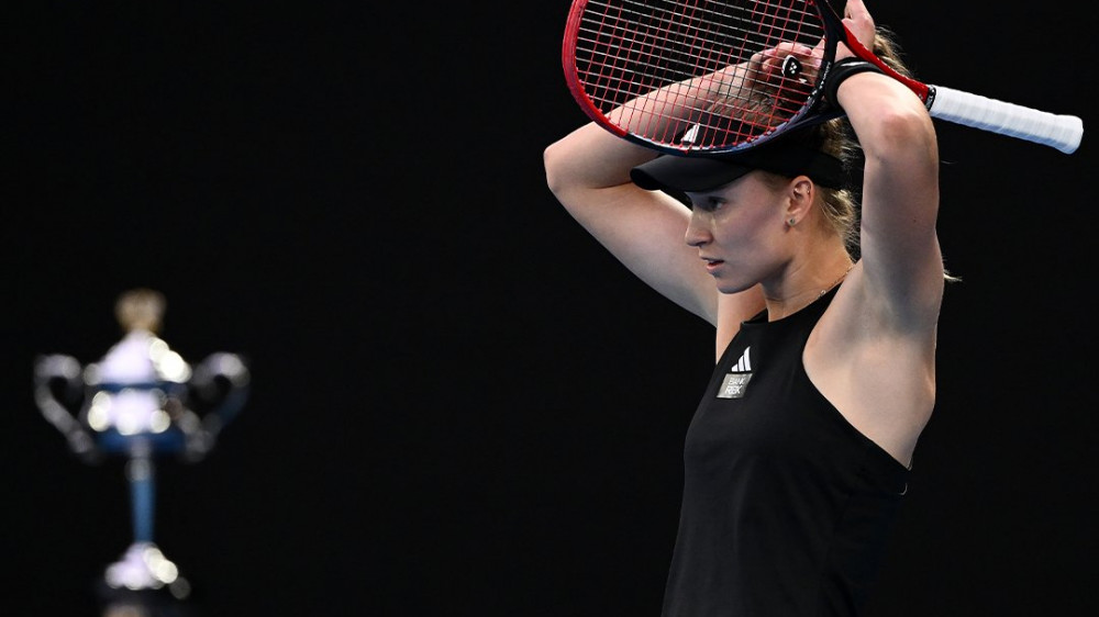 Было близко: Елена Рыбакина уступила в финале Australian Open