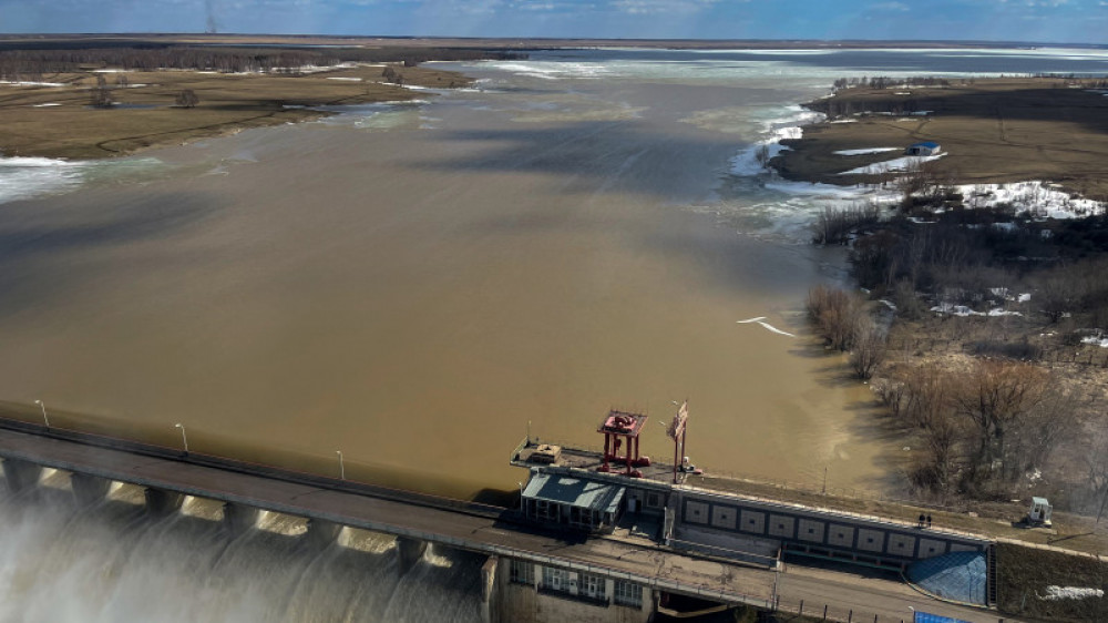 Из-за погодных условий угроза паводков резко возрастает - Смаилов