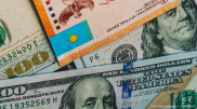 Названы официальные курсы доллара, рубля и евро на 31 января