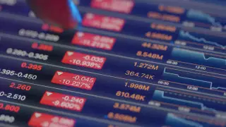 Столкнется ли мир с рецессией в 2023 году: прогноз МВФ