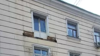 Балкон жилого дома рухнул в Шымкенте