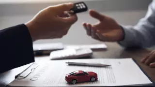 Названы условия банков для получения льготного автокредита