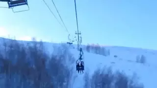 "Была паника". Отдыхающие застряли на канатной дороге в Баянауле