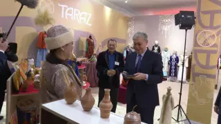 "Чтобы торговля пошла": мастерица из Тараза рассказала о встрече с Токаевым