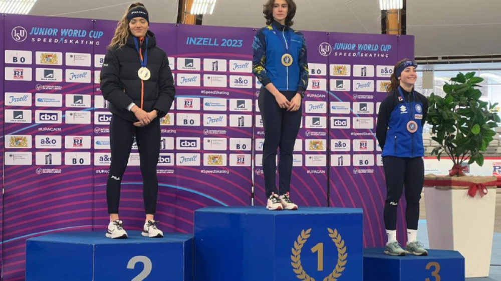 Казахстанка завоевала золото на Кубке мира по конькобежному спорту