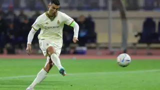 "Мы можем привлечь топ-игрока, но..." В "Баварии" раскрыли "разговор о Роналду"