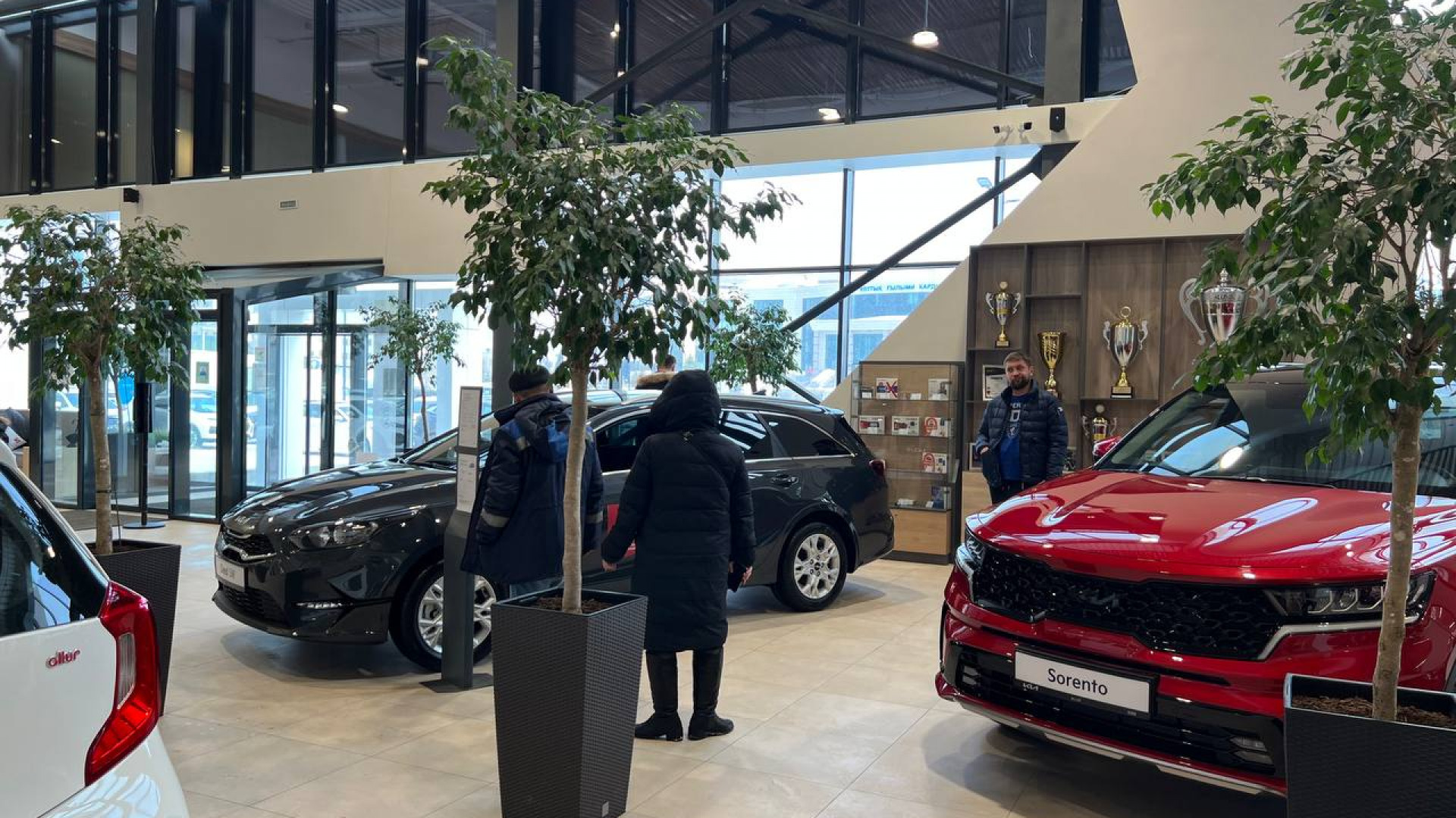 Льготные автокредиты: объявления о продаже очереди назвали фейком