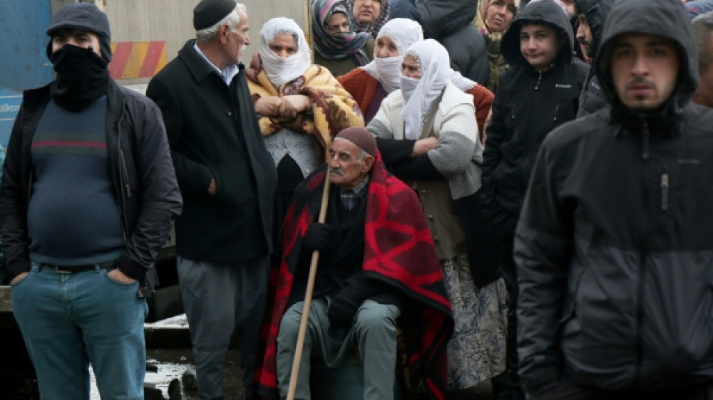 В Турции объявили семидневный траур, число жертв землетрясения превысило 1,7 тысяч