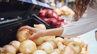 Какие продукты подорожали в 2023 году, рассказали в правительстве