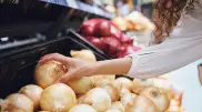 Какие продукты подорожали в 2023 году, рассказали в правительстве