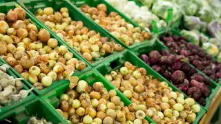 "Лук по 400 тенге". Министр прокомментировал ситуацию