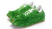 Новая мода: в продаже появились кроссовки с травой за 770 000 тенге