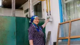 "Хоть бы угля на зиму хватило". История семьи, которая ждала газ 35 лет