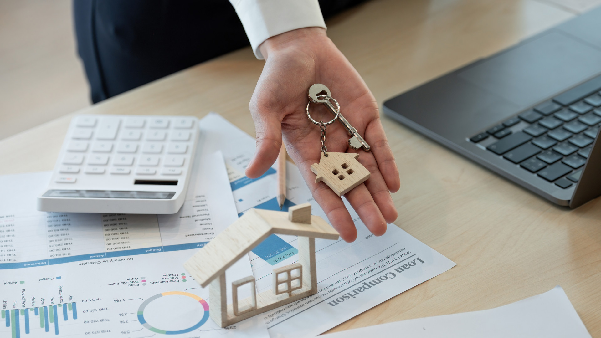 Досаеву пожаловались на двойные продажи квартир в новом ЖК