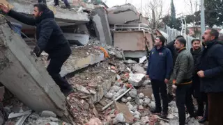 Как оказать помощь пострадавшим в Турции