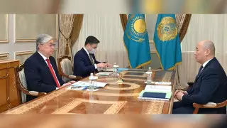 Токаев принял главу холдинга "Байтерек" Шарлапаева