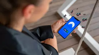 Врачей призвали записывать больше видео о похудении для TikTok