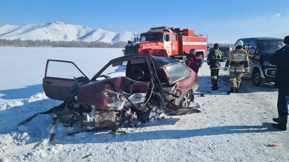 Трое человек погибли в ДТП на трассе в Усть-Каменогорске