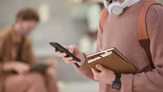 "Смотрели порно на уроке": прокуроры усилили контроль в школах Алматы