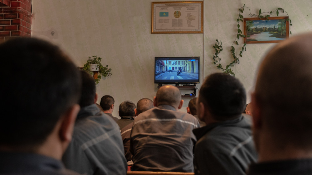 Президент подписал закон: Казахстан и Узбекистан договорились передавать друг другу заключенных
