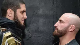 "Уронил правым боковым". Махачева высмеяли за неудачную шутку про Волкановски