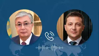 Зеленский позвонил Токаеву
