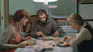 Шесть вредных привычек из СССР, от которых мы никак не можем избавиться