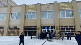 Студентов эвакуировали из-за пожара в университете Костаная