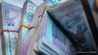 Сотрудница филиала КТЖ в Алматы присвоила 82 миллиона тенге