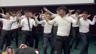Танец алматинских студентов к 8 марта произвел фурор в Казнете