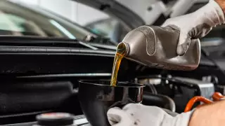 Автозаправку уличили в использовании неправильного моторного масла в Кокшетау