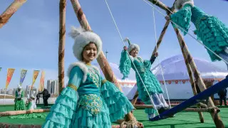 Токаев сделал предупреждение: "Мы можем утратить национальные традиции"