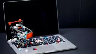 Как искусственный интеллект поможет блокировать сайты продажи наркотиков, рассказал глава МВД