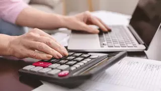 Смогут ли казахстанки выйти на пенсию в 58 лет, ответила министр труда