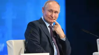 Международный уголовный суд выдал ордер на арест Путина