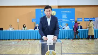 Ерлан Кошанов проголосовал на выборах депутатов Мажилиса и маслихатов