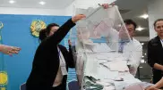Завершилось голосование на всех участках в Казахстане