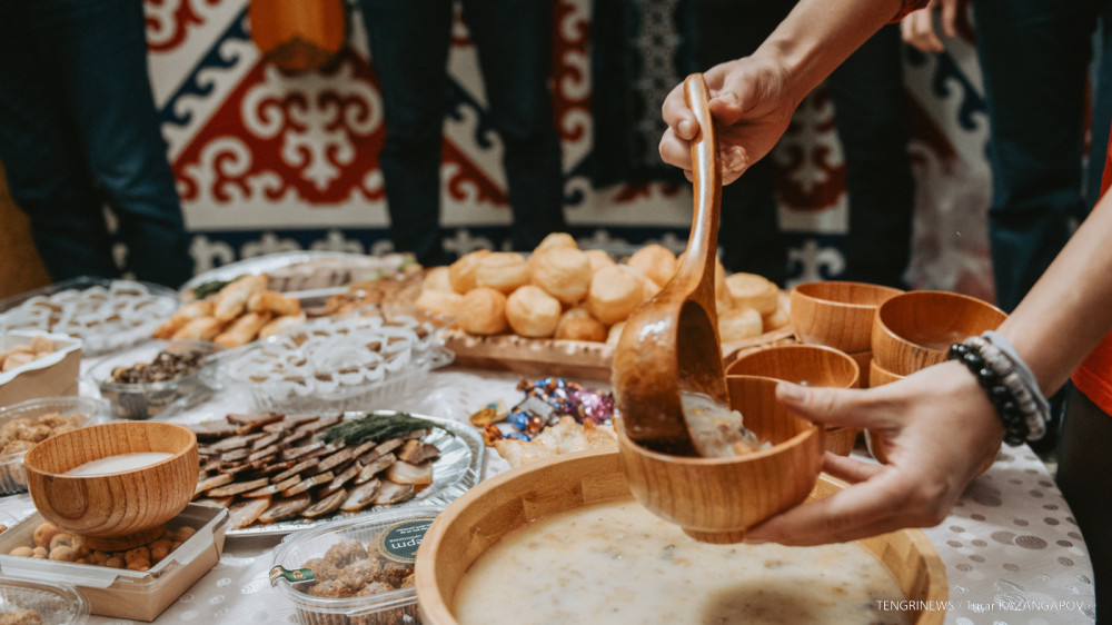 Казахстанцы отмечают праздник Наурыз