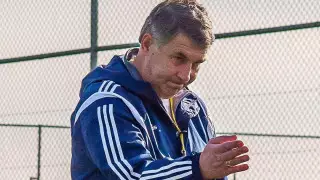 СМИ узнали размер зарплаты главного тренера "Кайсара"