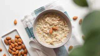 Названы повседневные продукты, которые приведут уровень сахара в норму