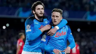 "Жеребьевка - фальсификация". Фанаты убеждены, что УЕФА тащит "Наполи" в ЛЧ