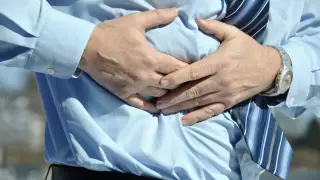 Икота и отрыжка могут быть симптомами опасного заболевания