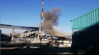 Жителей Риддера напугали черные клубы дыма