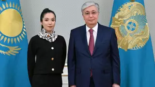 Токаев принял шахматистку Динару Садуакасову