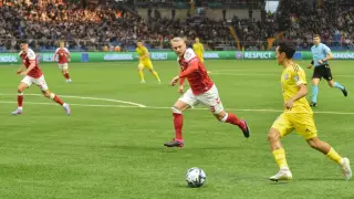 "Отправил в буфет". Видео с финтом казахстанского футболиста стало хитом в сети