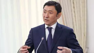 "На тройку". Министр Акчулаков дал оценку своей работе